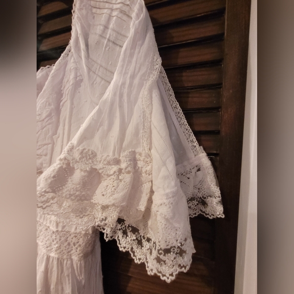 Snidel above knee dress in white. Fits size xs/small. - Picture 6 of 9